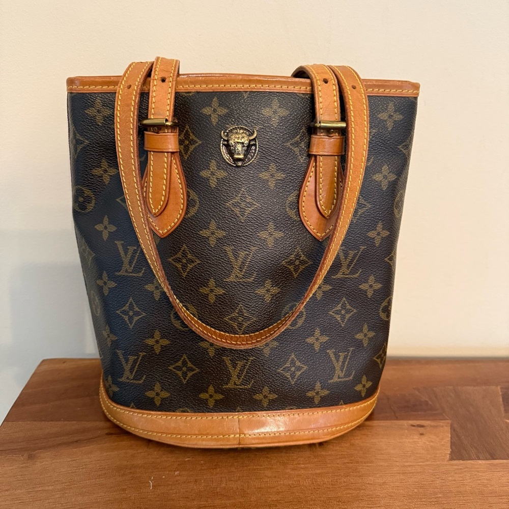 Louis Vuitton vintage petit bucket bag